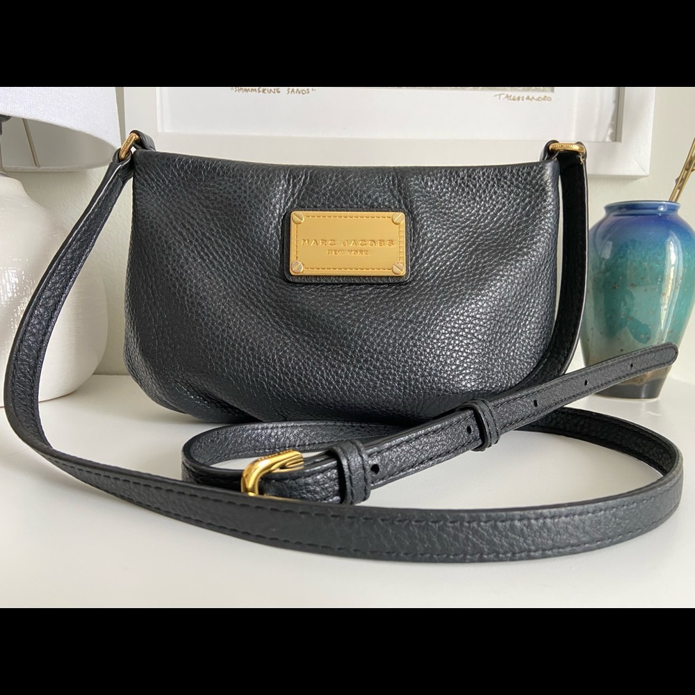 Authentic Marc Jacobs Black Leather Crossbody Bag